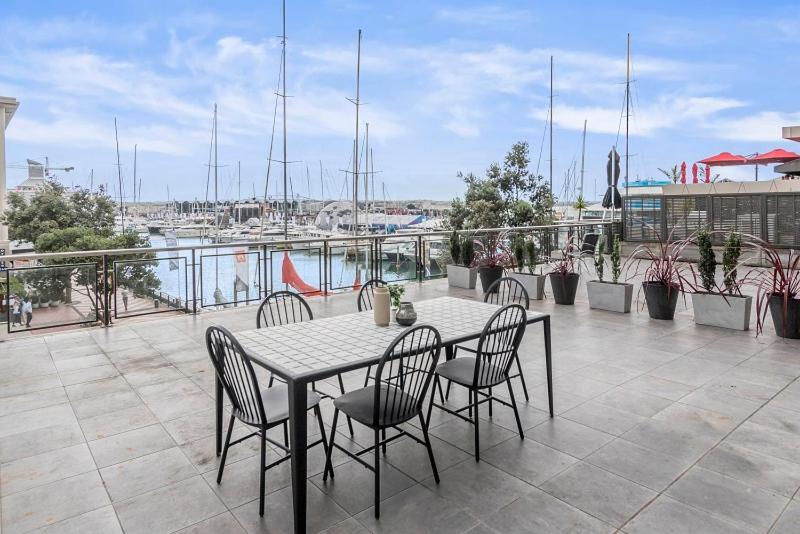 אוקלנד Cbd Viaduct Harbour Resort מראה חיצוני תמונה